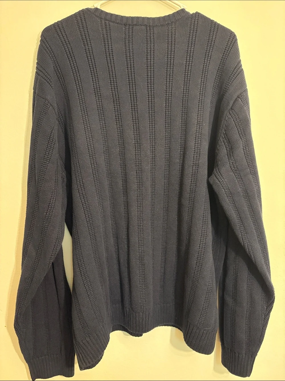 Chaps Men’s Navy Ribbed Crewneck Sweater with Embroidered Crest